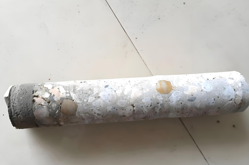 陽臺(tái)打孔時(shí)打斷了鋼筋